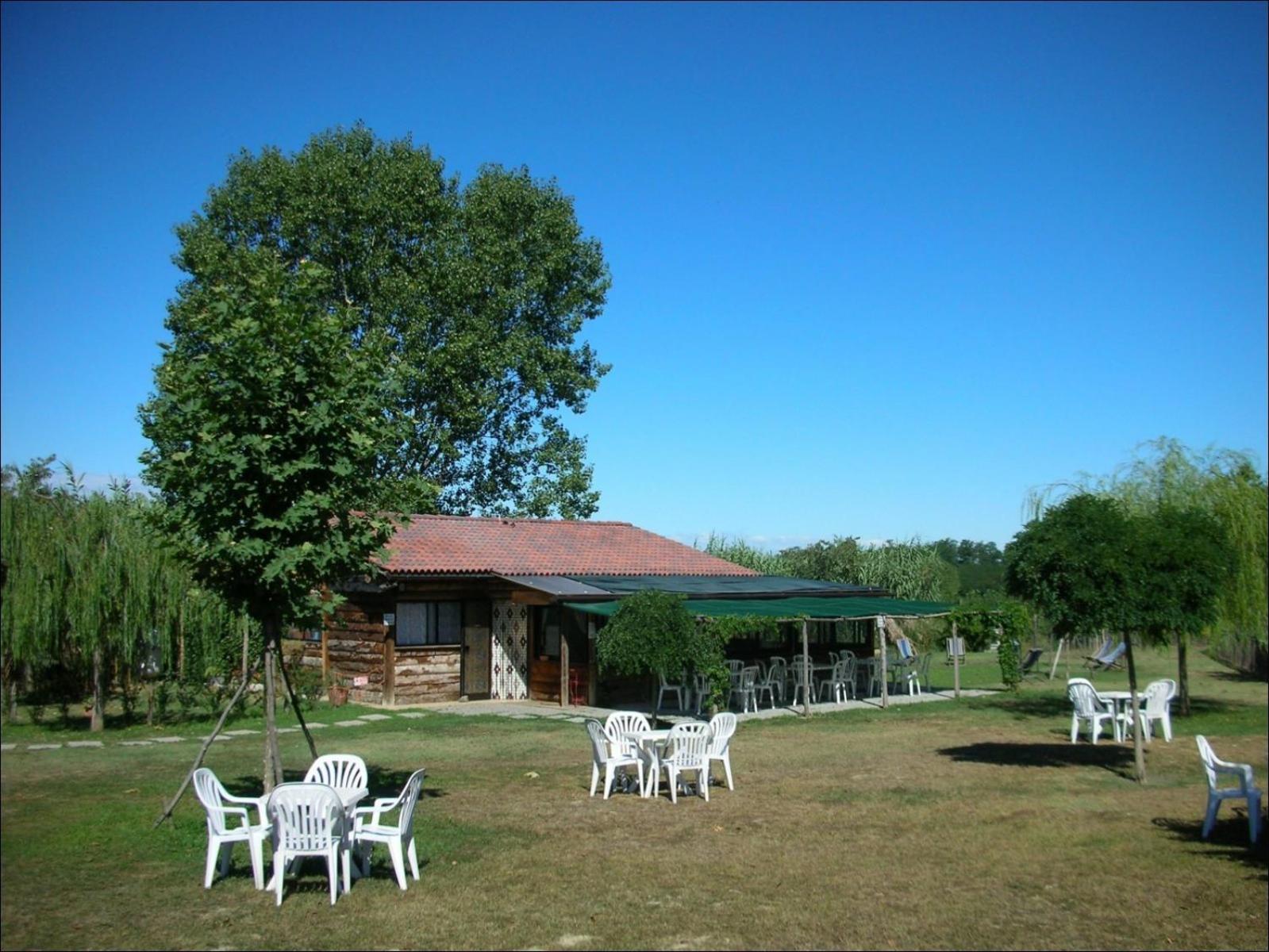Вилла Cascina Beneficio Кастельнуово-Бормида Экстерьер фото