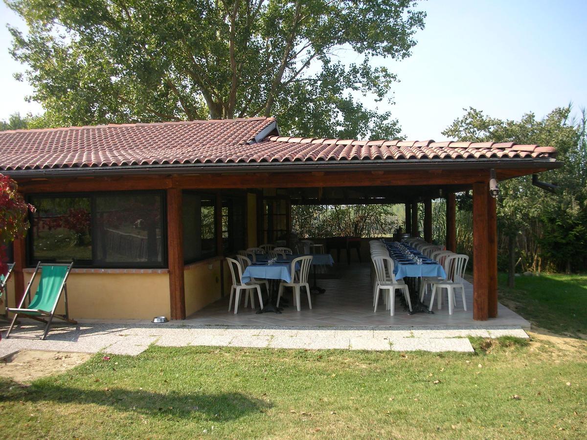 Вилла Cascina Beneficio Кастельнуово-Бормида Экстерьер фото